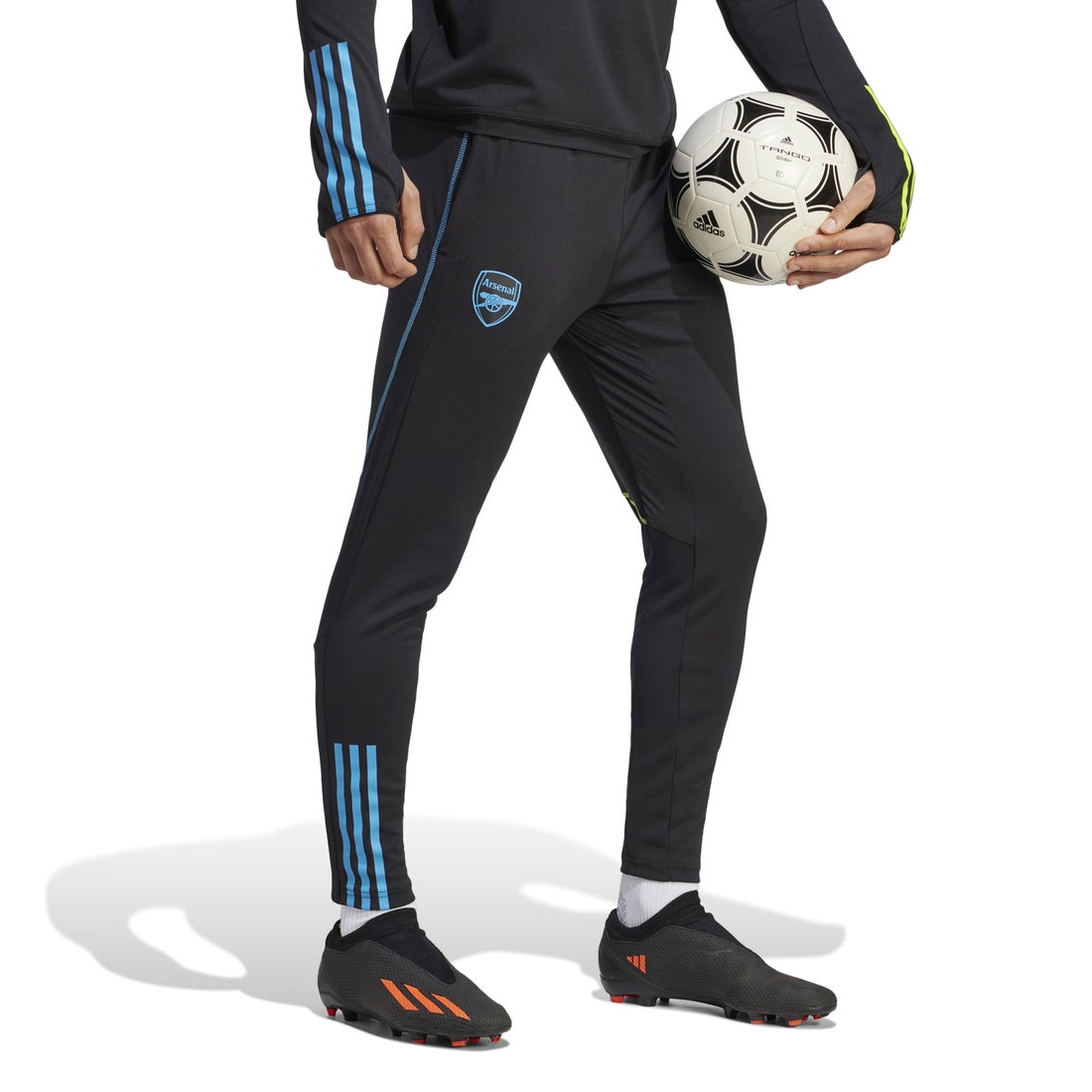 adidas アーセナル 23/24 トレーニングトップ&トレーニングパンツ