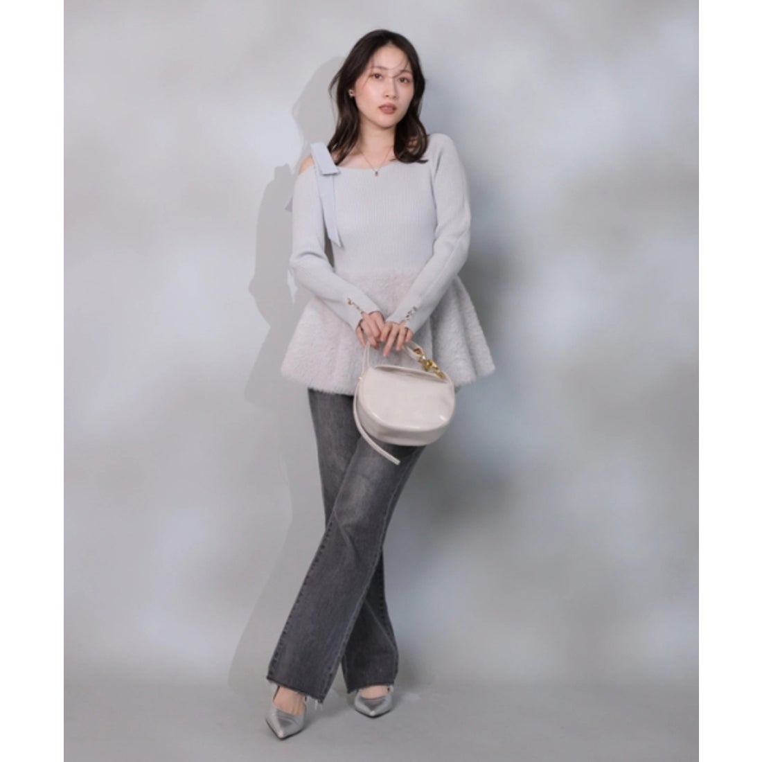 アプワイザー・リッシェ Apuweiser-riche ファーペプラムリボンニット