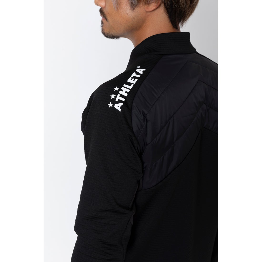 ATHLETA アスレタ グリッド起毛パディングTRジャケット(ブラック