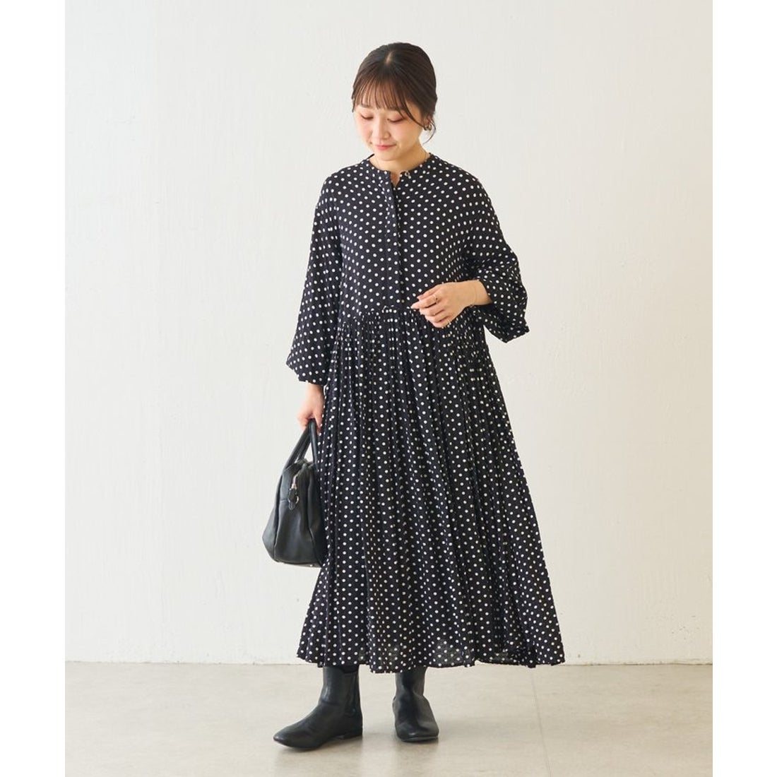 ビアズリー BEARDSLEY ドットギャザーワンピース （black