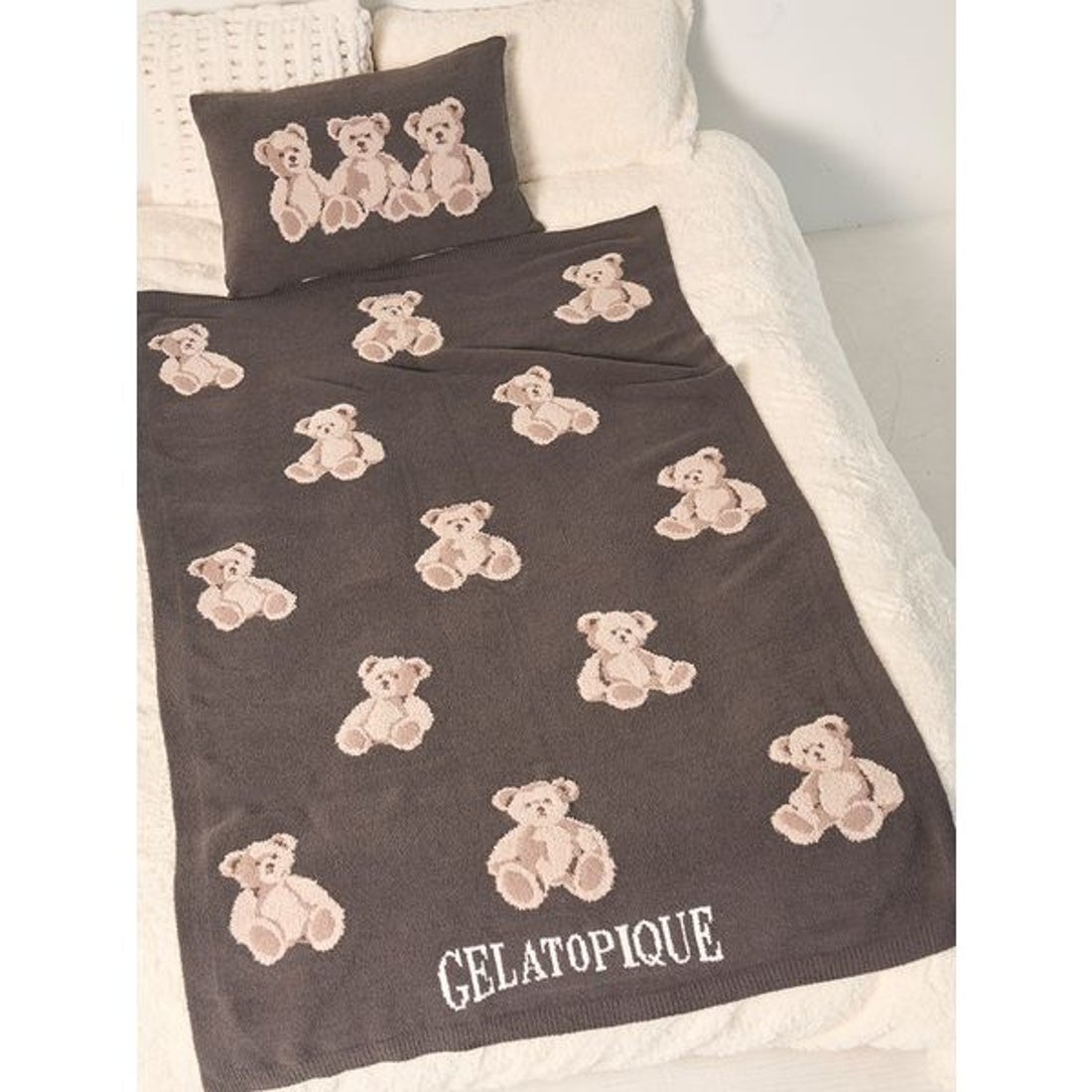 ジェラートピケ gelato pique 【Sleep】モチーフジャガードマルチ