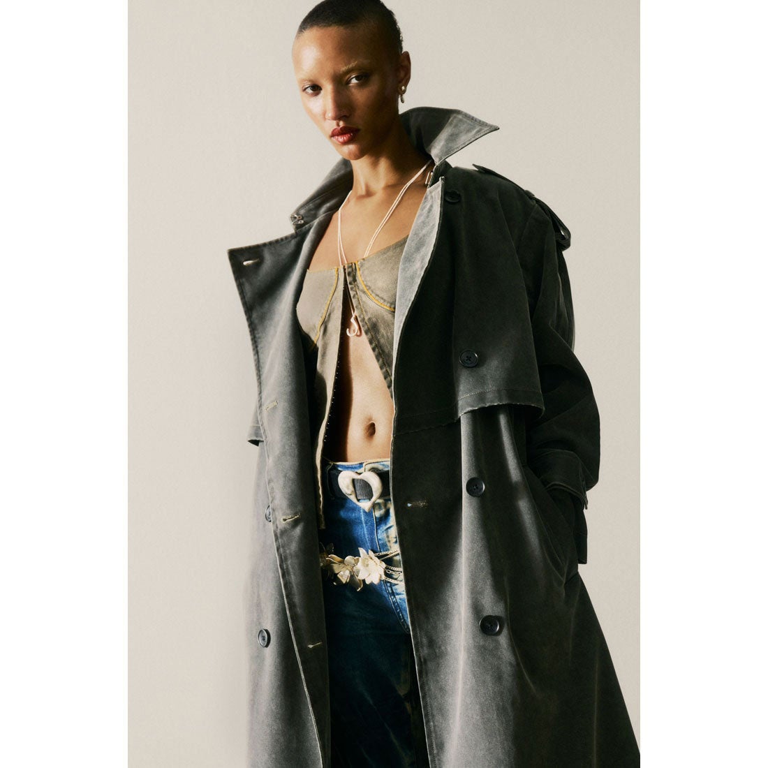 デシグアル Desigual レザールックのトレンチコート （グレー/ブラック