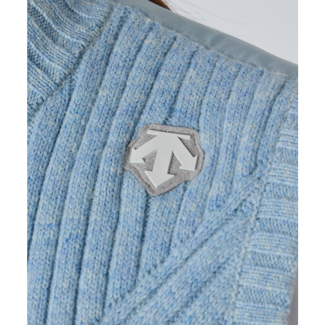 デサントゴルフ DESCENTE ゴルフ 防風ニットハイブリッドフルジップ中