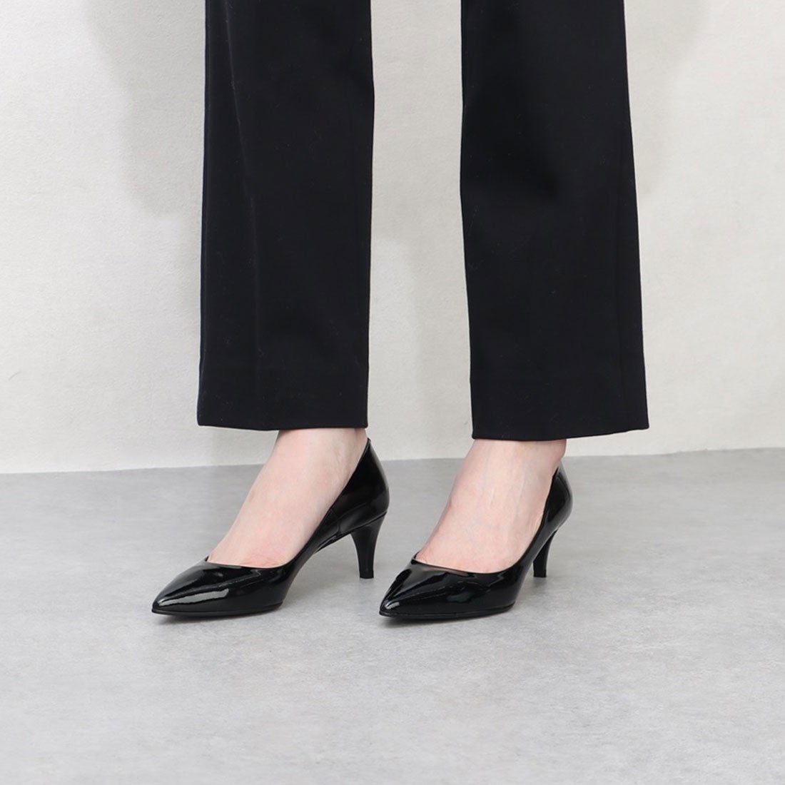 ダイアナ DIANA パンプス （黒エナメル） -アウトレット通販