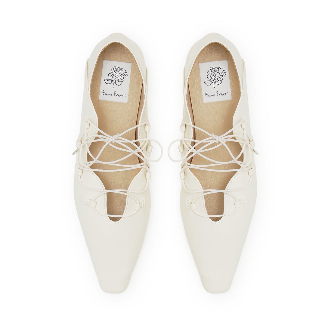 フラワーカット レースアップパンプス （ホワイト スムース） -Emma