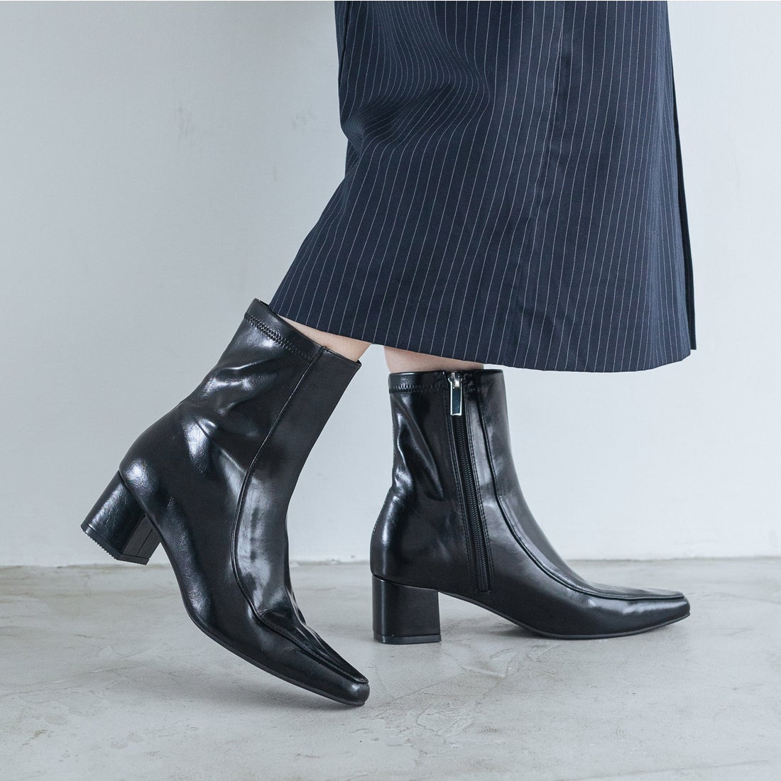 EVOL/イーボル】 スクエア4.5cmヒールショートブーツ IX5500