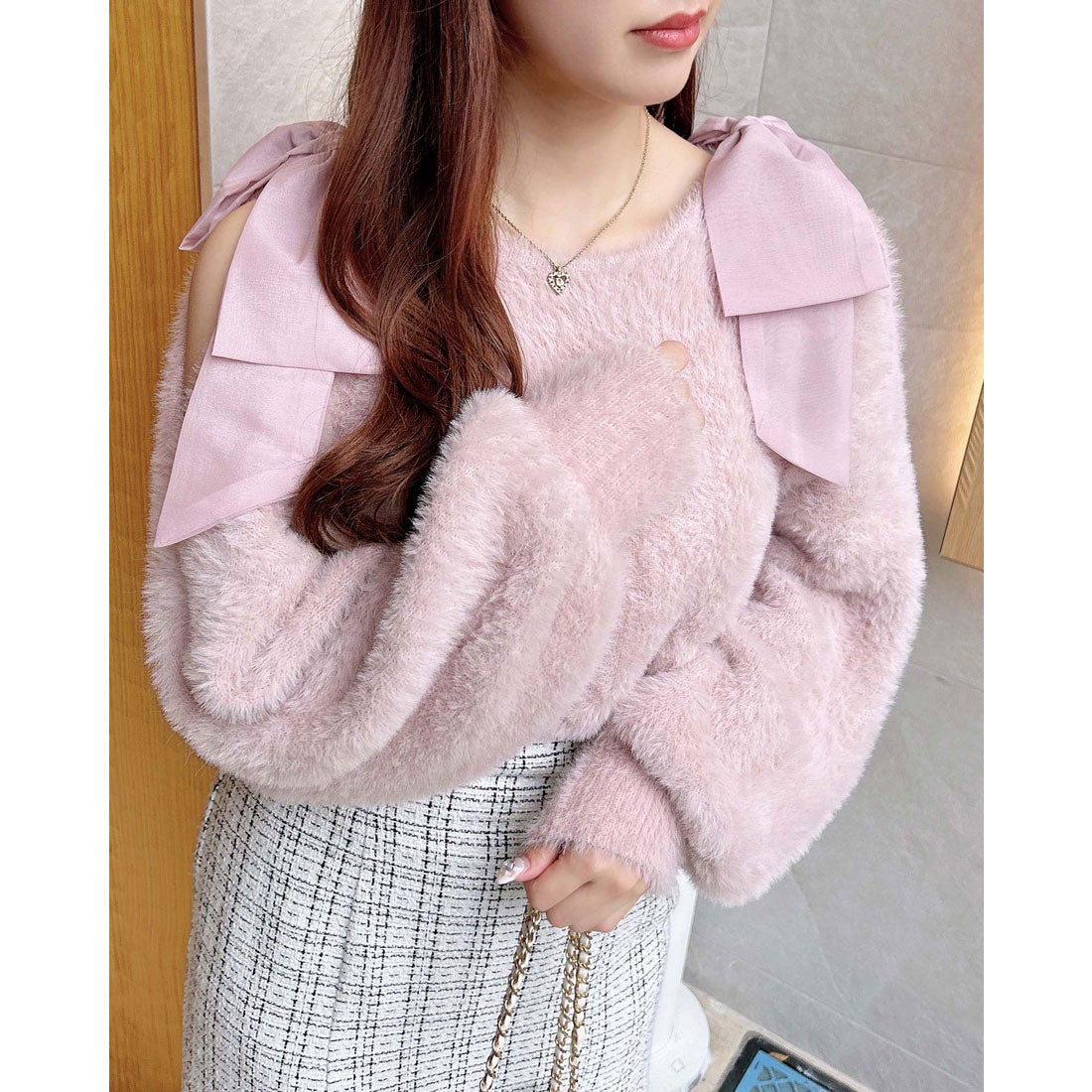 イング INGNI 12G肩リボンフェザーニット （ピンク） - ファッション