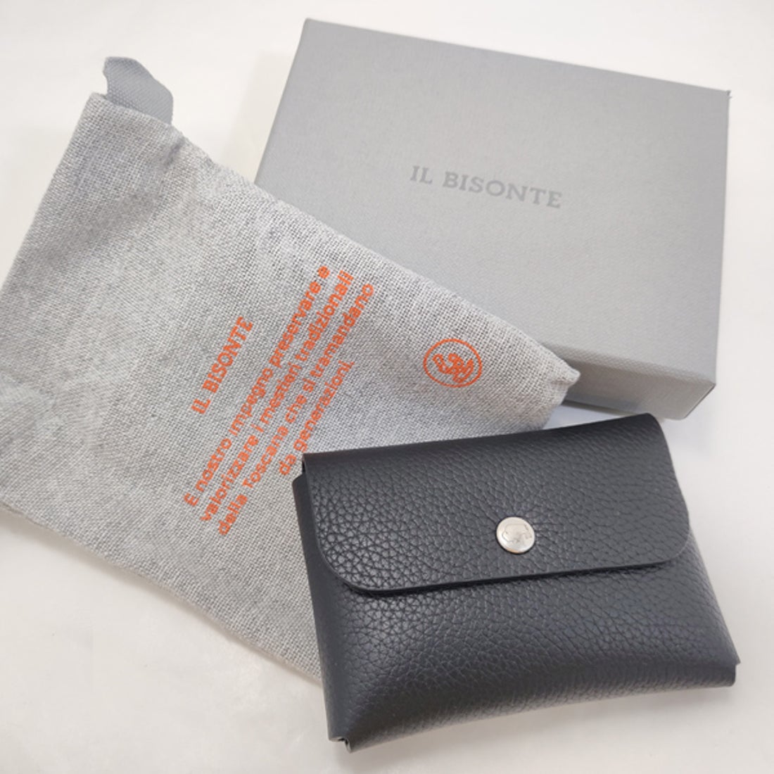 イル ビゾンテ IL BISONTE カードケース （ブラック） -アウトレット
