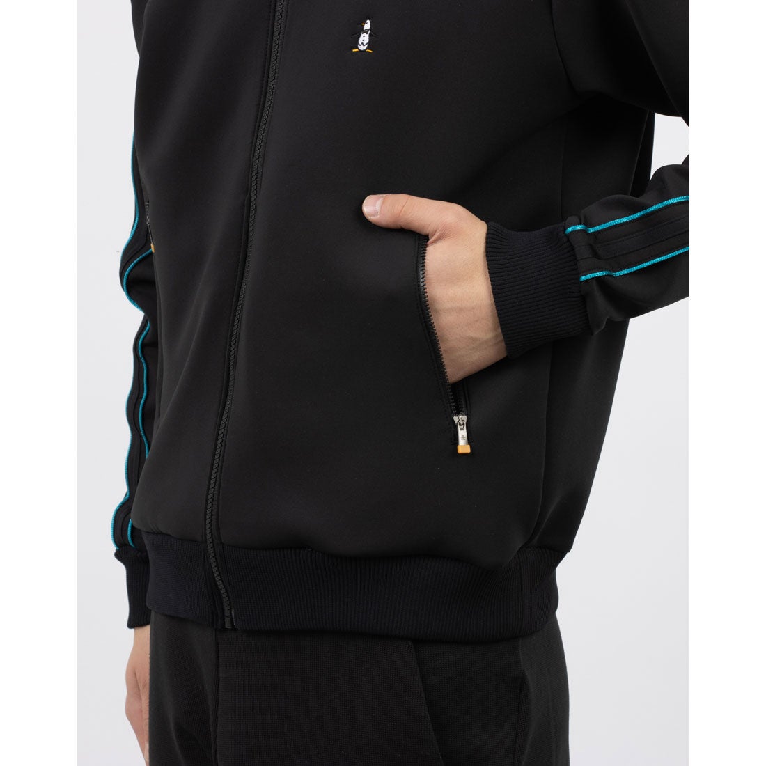MUNSINGWEAR ストレッチ ダンボール トラックジャージ -デサントストア