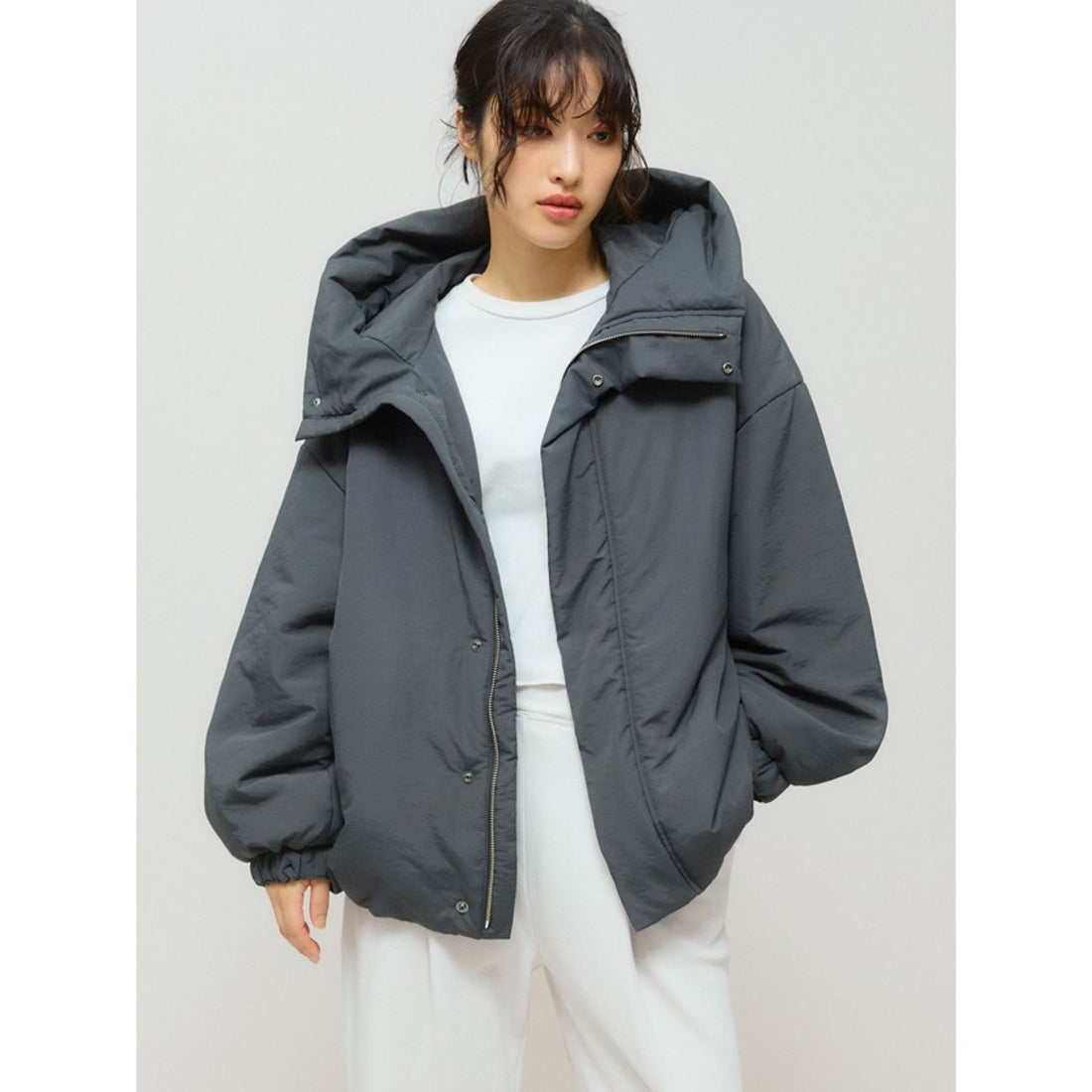 ミディウミソリッド MIDIUMISOLID MIDIUMISOLID フード付きパディング