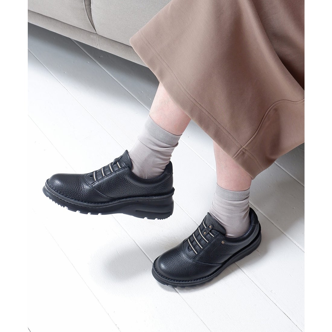 本革】 【4E】撥水レザースニーカー 6130 （ブラック） -モードカオリ