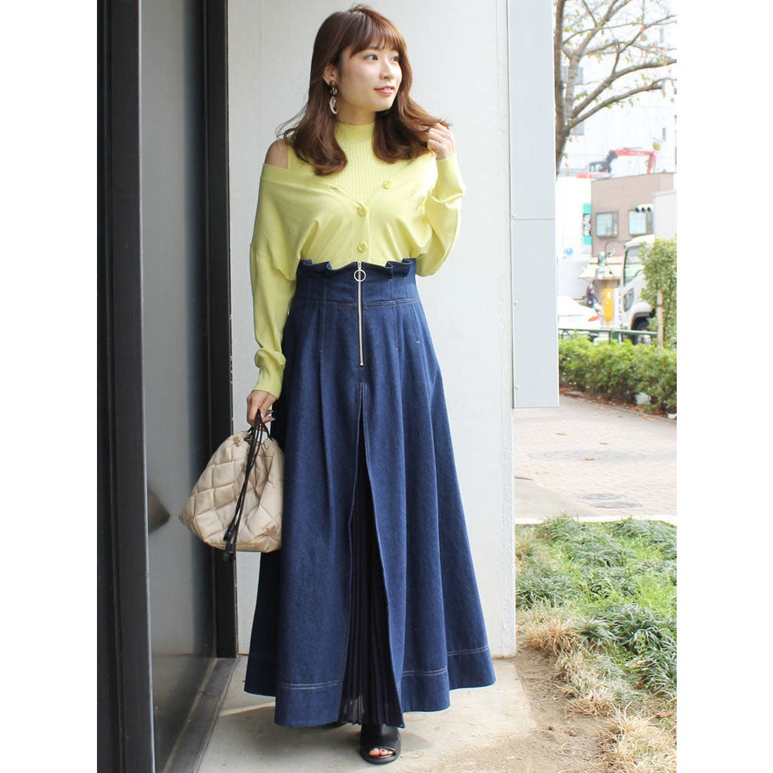 MERCURYDUO プリーツ切替デニムフレアスカート（インディゴ） -靴