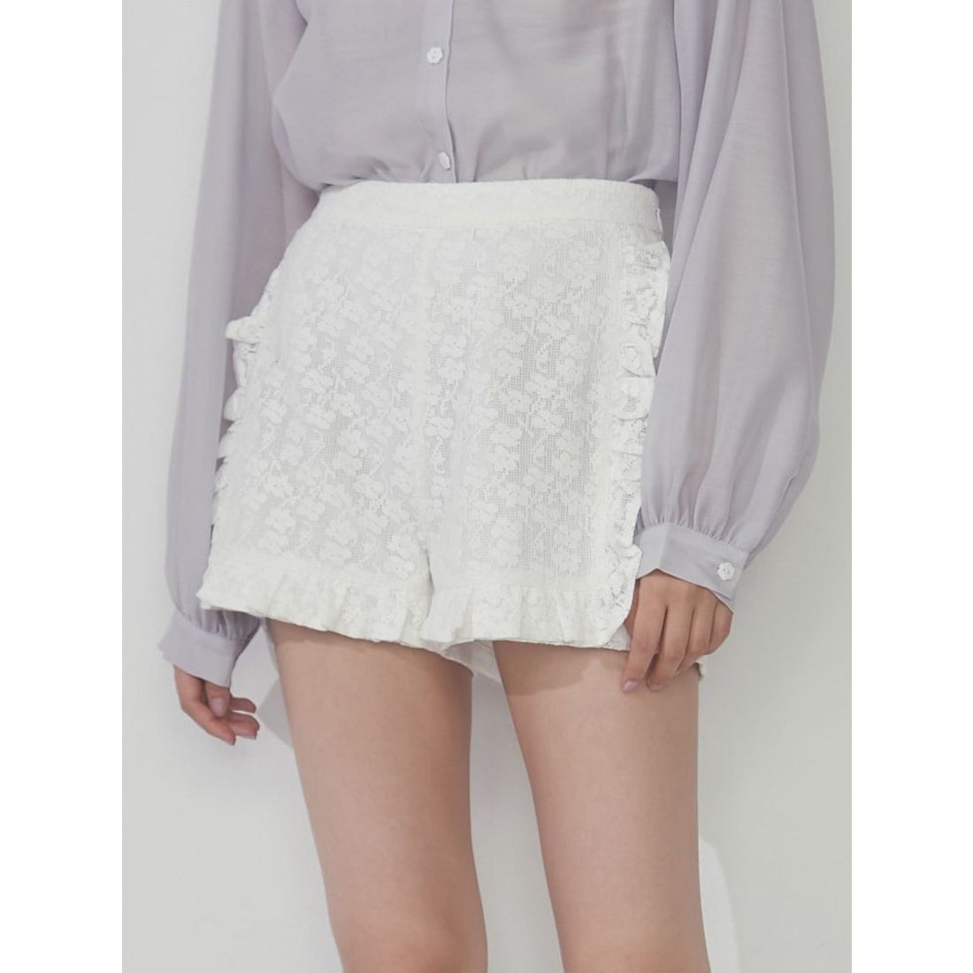 merry jenny レースフリルショートパンツ（オフホワイト