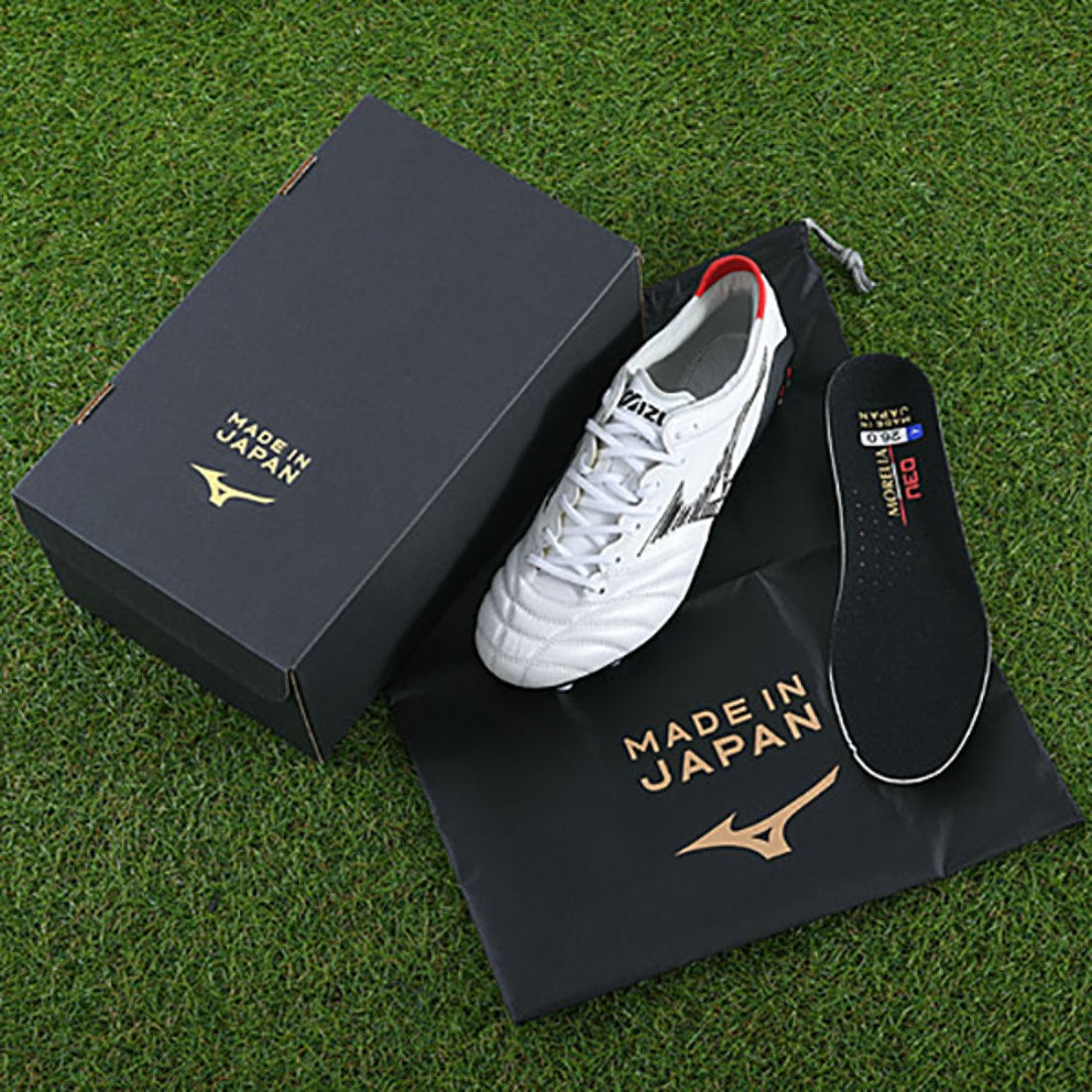 MIZUNO ミズノ モレリア NEO 3 JAPAN(ホワイト×ブラック) P1GA208009