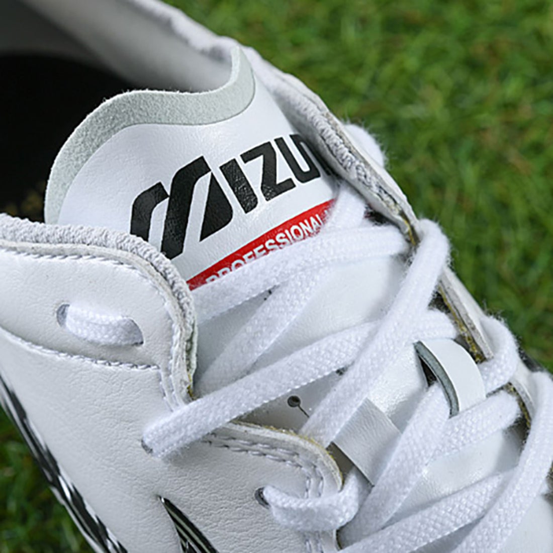 MIZUNO ミズノ モレリア NEO 3 JAPAN(ホワイト×ブラック) P1GA208009