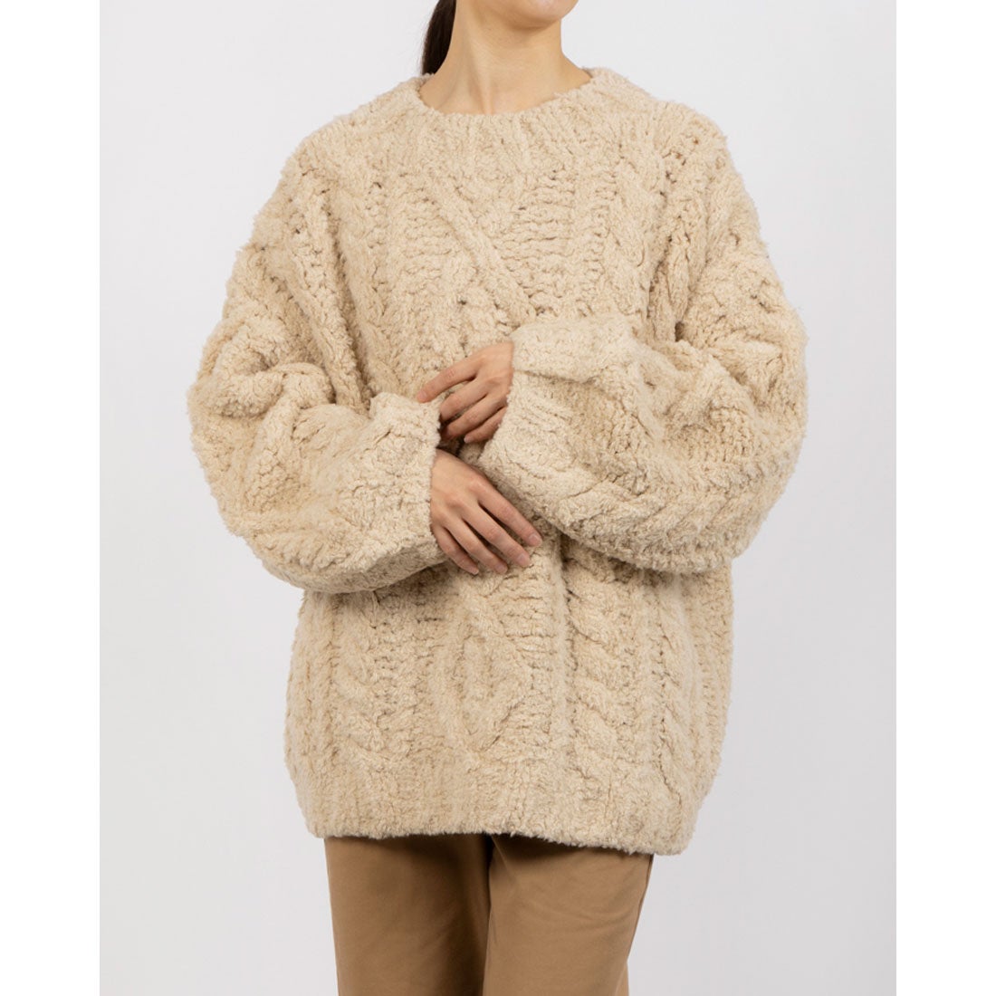 エトレトウキョウ ETRE' TOKYO フェザーヤーンケーブルハンドニット