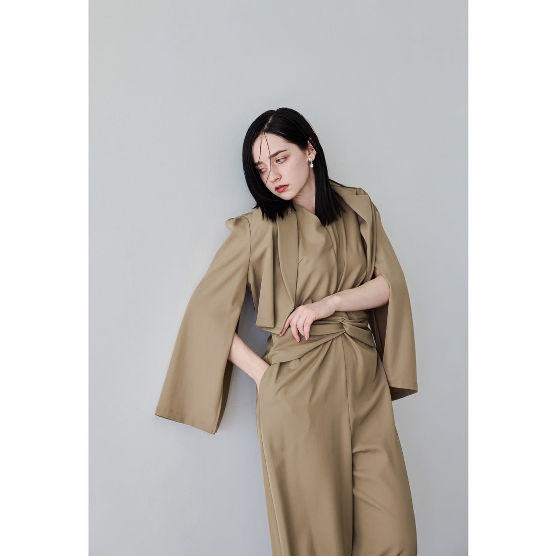 ニアナ niana プラクティカルショートジャケットセットアップ 2点