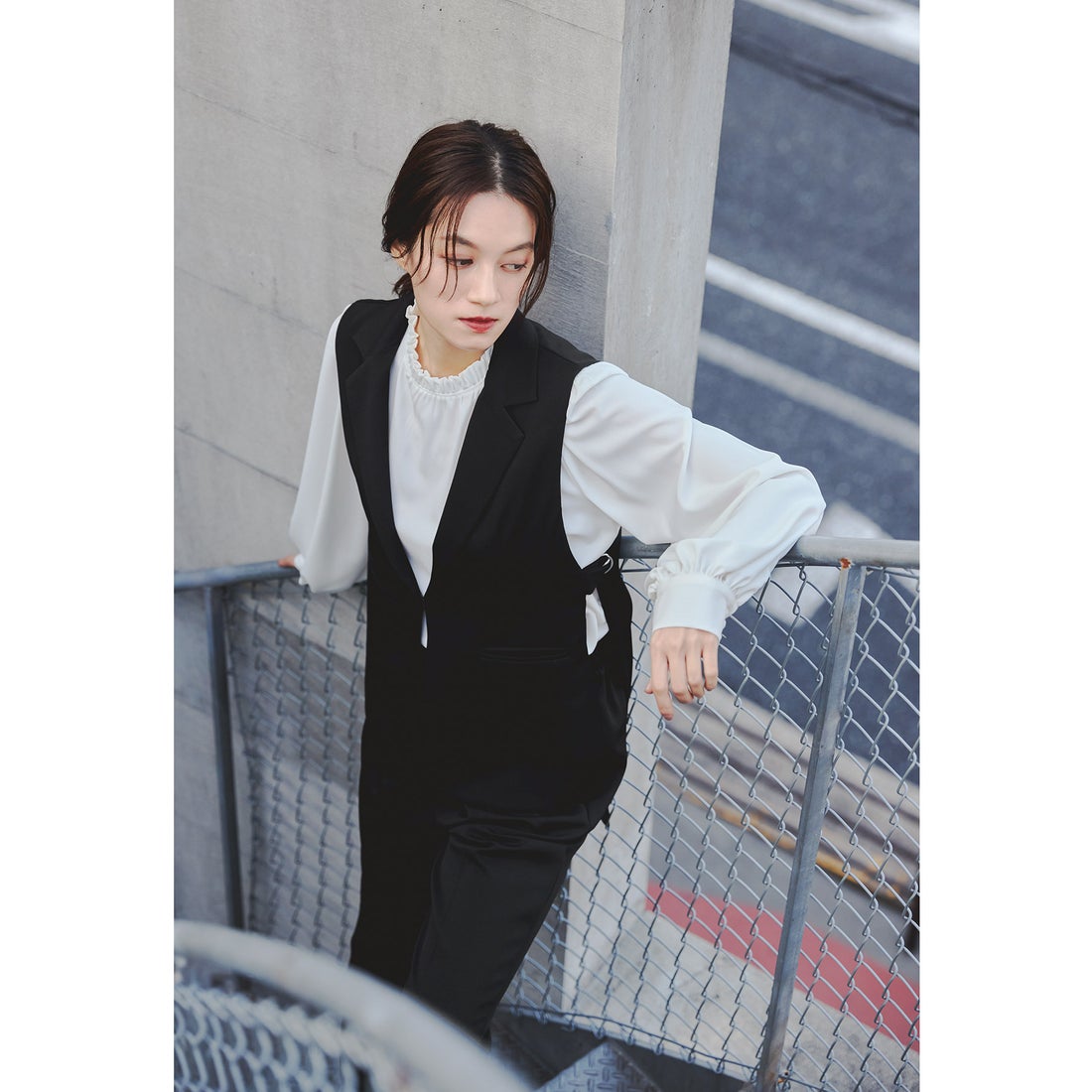 ニアナ niana サイドベルトジレセットアップパンツスーツ 3点セット