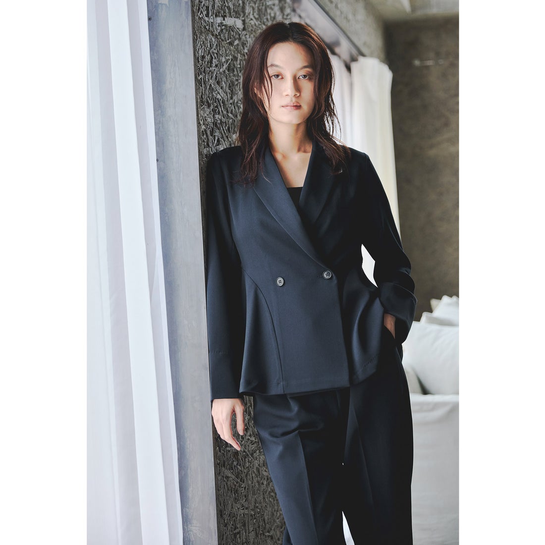 ニアナ niana サイドフレアジャケットパンツスーツ 2点セット