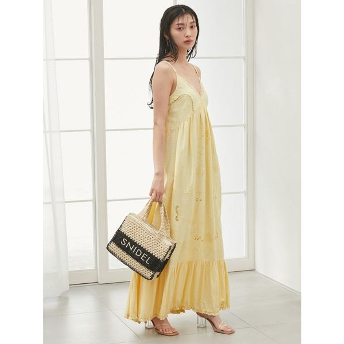 スナイデル SNIDEL フラワーエンブロイダリーマキシワンピース （BLK