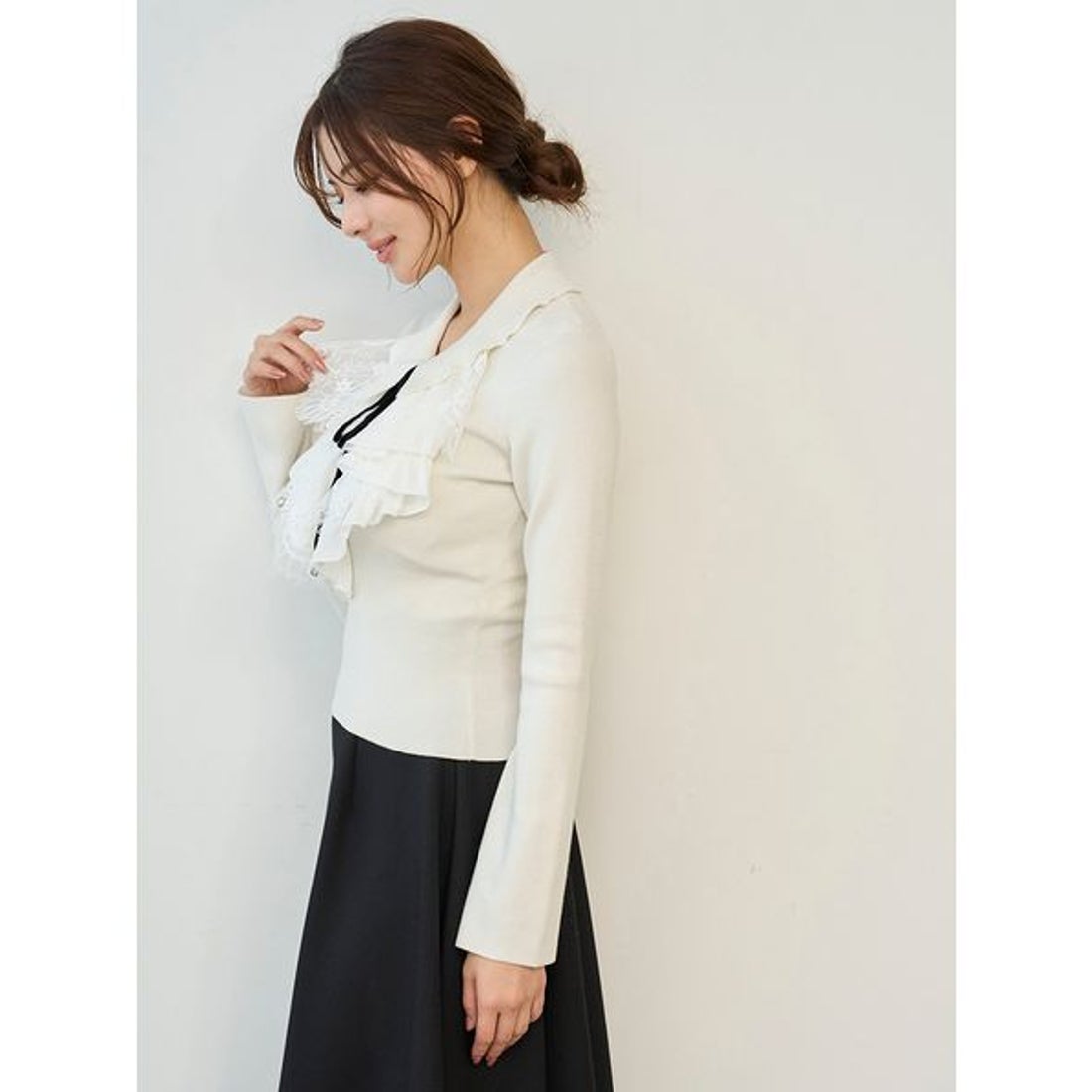 スナイデル SNIDEL Sustainableレイヤードラッフルニットプルオーバー