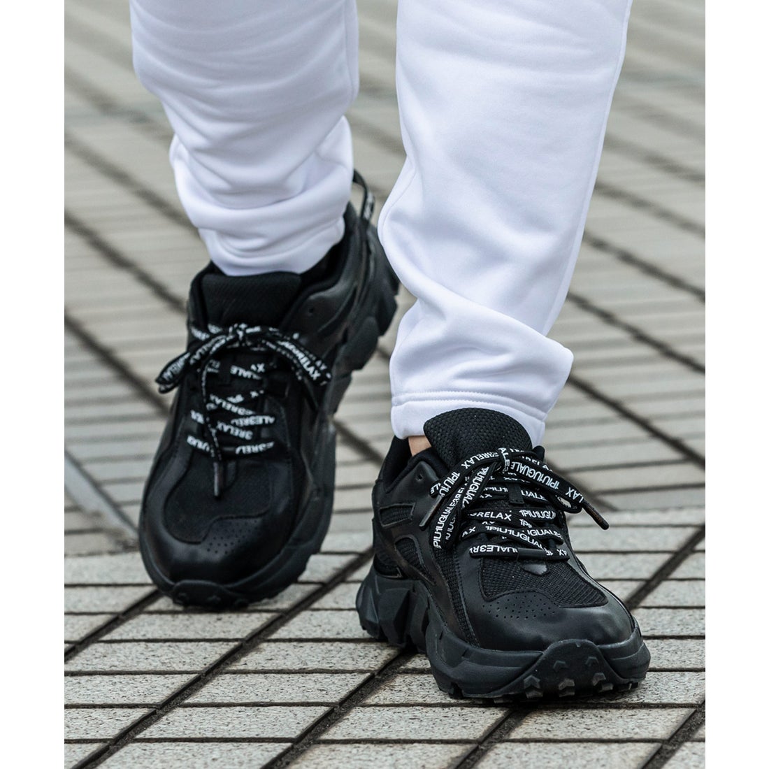 ウノ ピゥ ウノ ウグァーレ トレ リラックス 1PIU1UGUALE3 RELAX