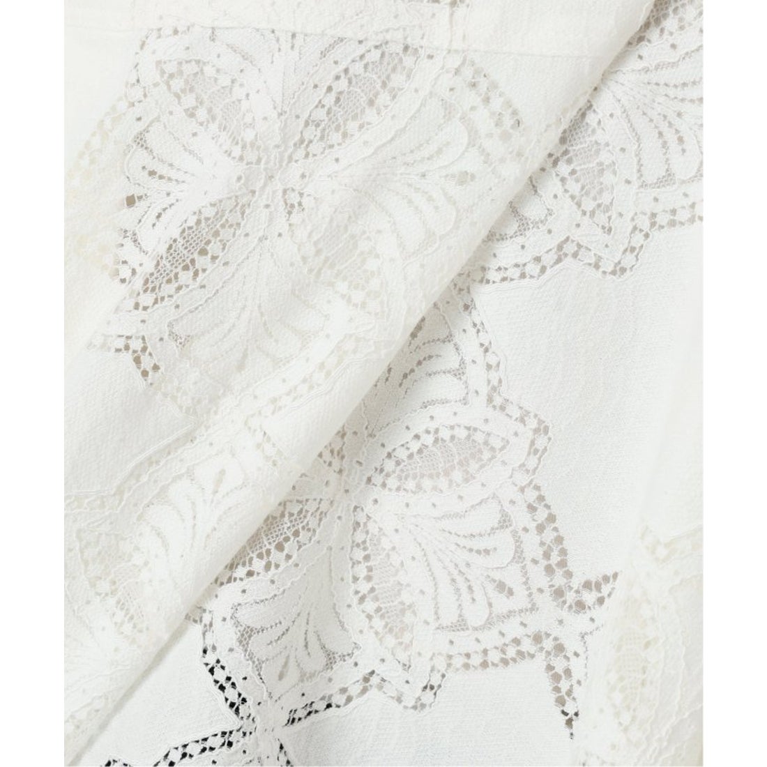 スローブ イエナ SLOBE IENA レースフリルVネックブラウス