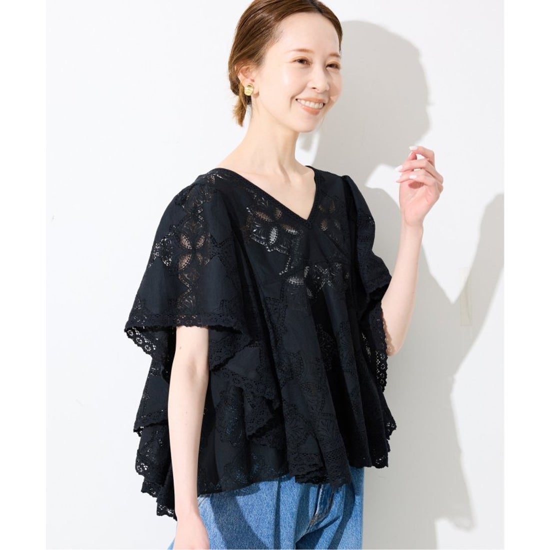 スローブ イエナ SLOBE IENA レースフリルVネックブラウス
