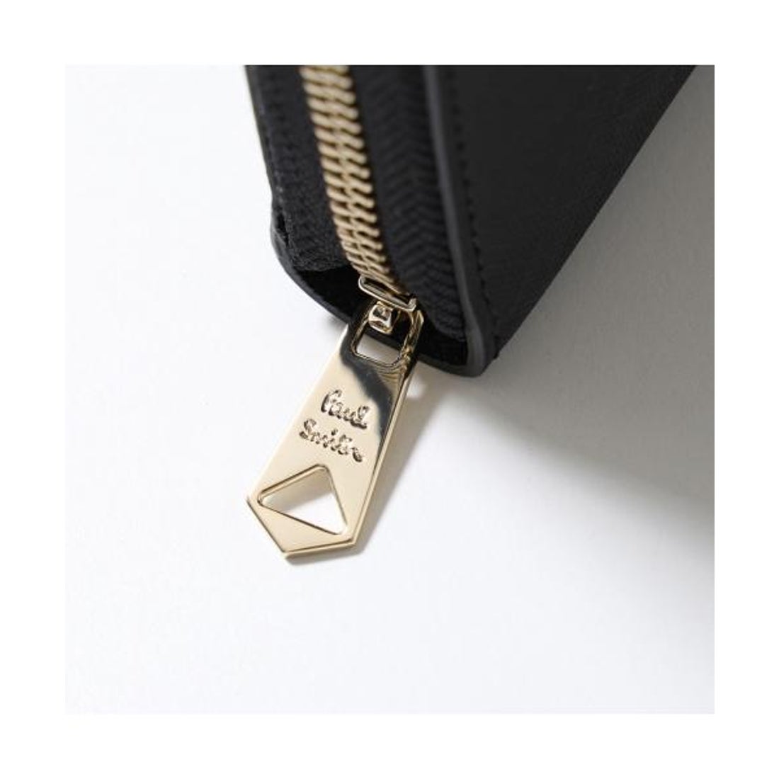 ポールスミス Paul Smith Paul Smith ラウンドファスナー長財布 M1A