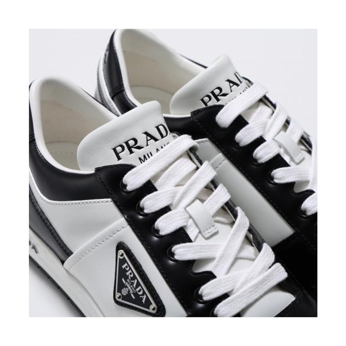 プラダ PRADA PRADA スニーカー 2EE364 3LKG ダウンタウン レザー
