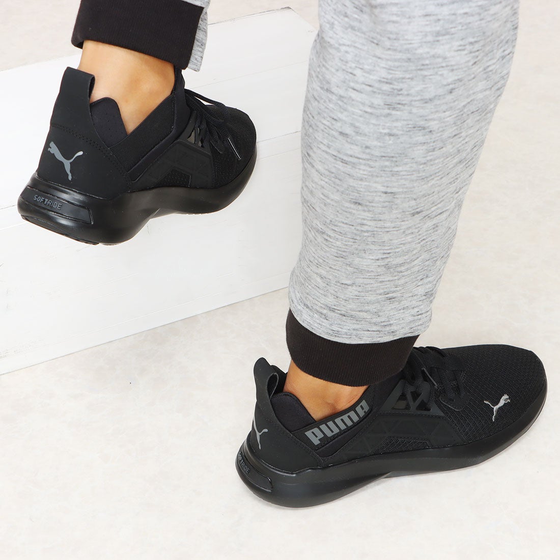 プーマ PUMA メンズ 504 SOFTRIDE エンゾ NXT 195234 （ブラック