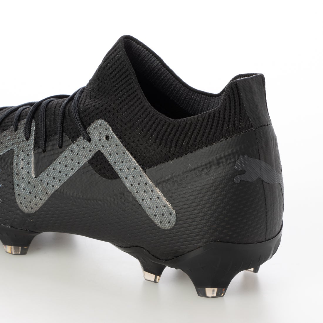 PUMA プーマ フューチャー アルティメット FG/AG(ロングパイル