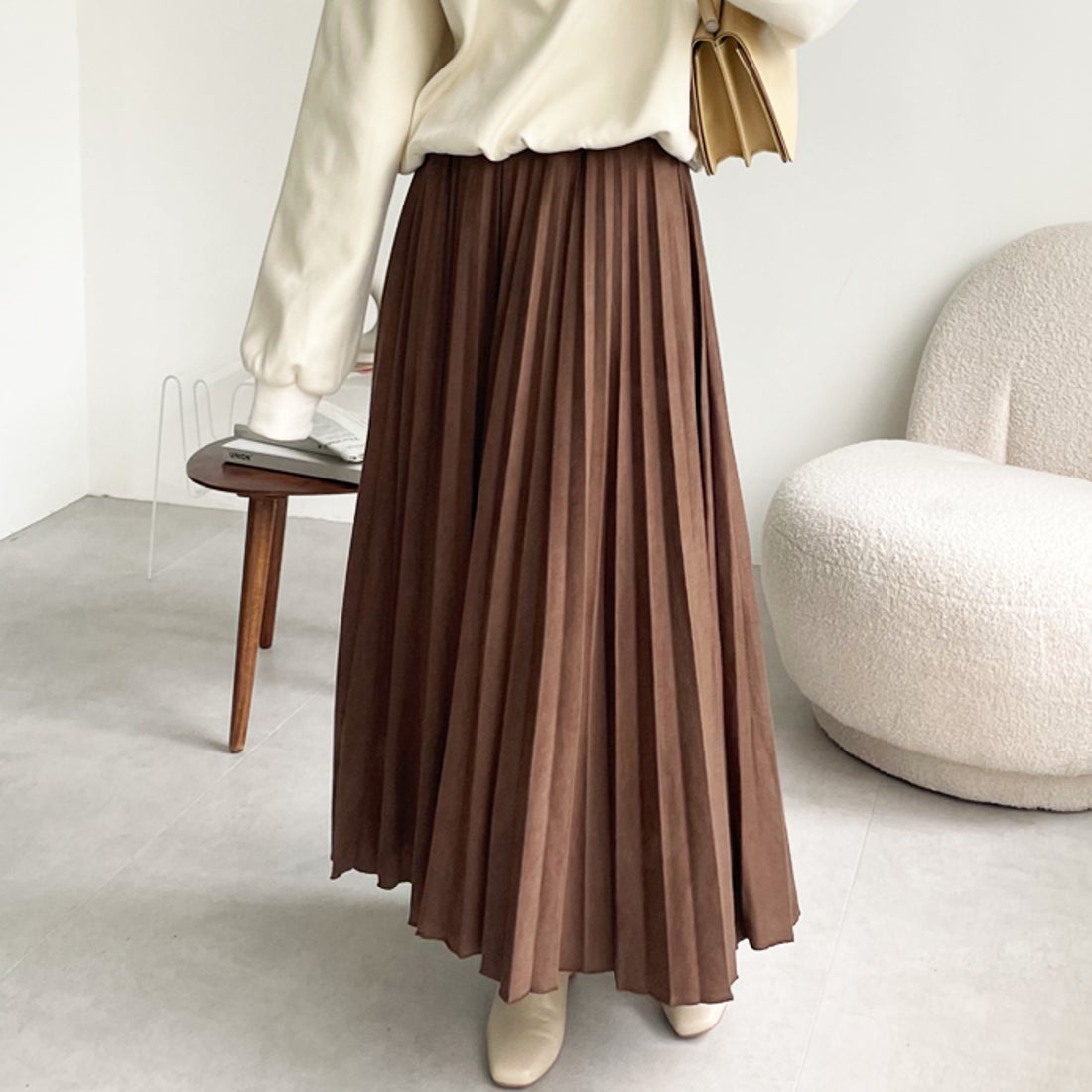 ジーラ GeeRA スエードプリーツスカート （ブラウン） -ファッション