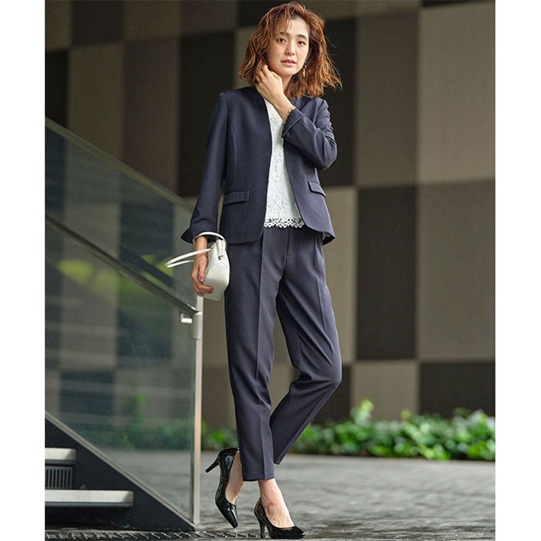 ジーラ GeeRA 【4点セット】〈テーパードパンツ〉ノーカラージャケット