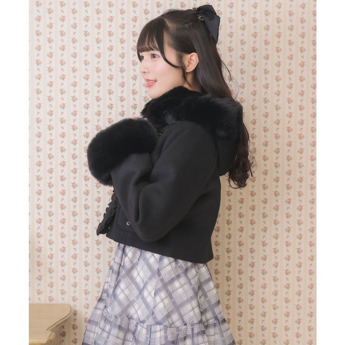 ロジータ ROJITA ハートバックルショートコート （ブラック） -靴