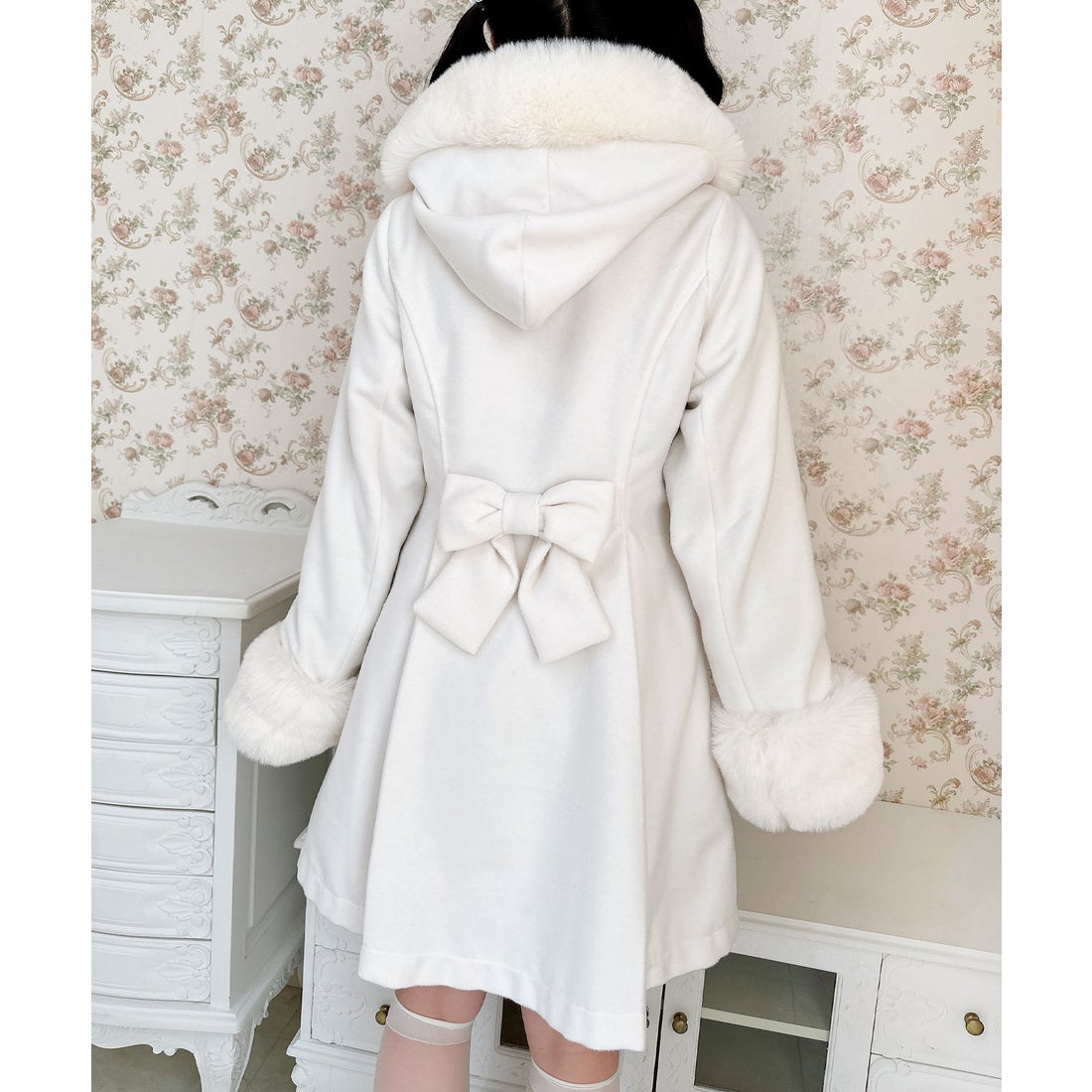 ロジータ ROJITA バックリボンフーディーコート （ホワイト