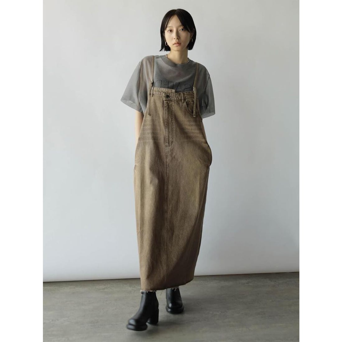 ラディエイト RADIATE アシメフロントデニムジャンパースカート（beige