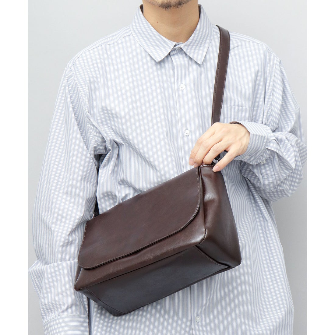 レジスタ REGiSTA ショルダーバッグ メンズ レディース フラップ 斜