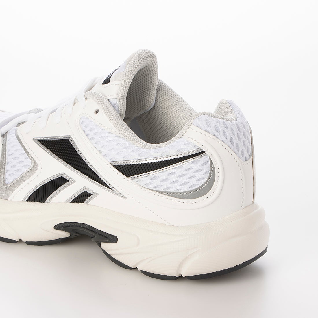 プレミアロード プラス Ⅵ / PREMIER ROAD PLUS VI （ホワイト