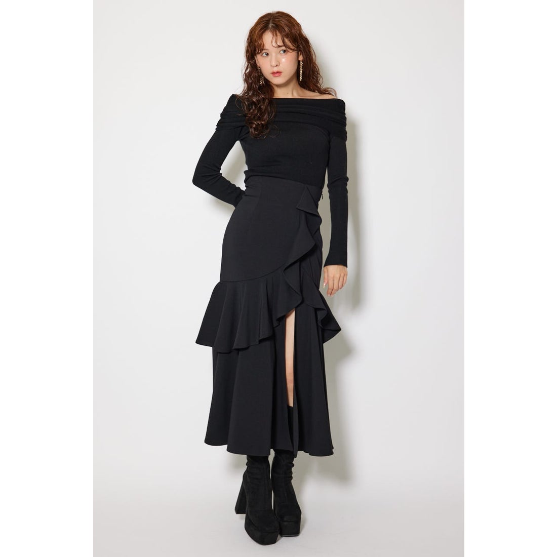 rienda フリルスリットハイウエストスコートショートパンツ BLK