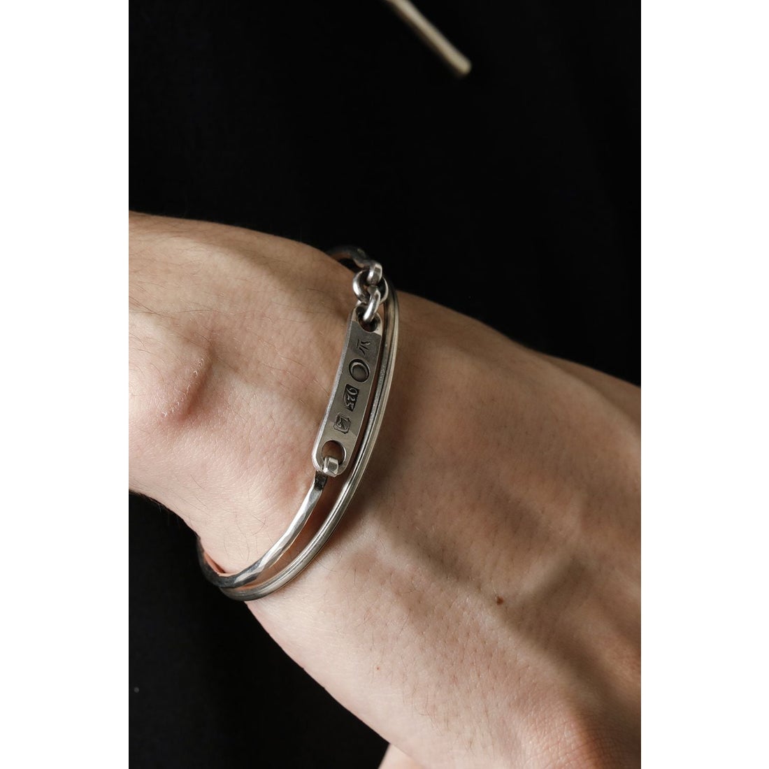 ワークスタットミュンヘン WERKSTATT:MUNCHEN bangle side hook groove