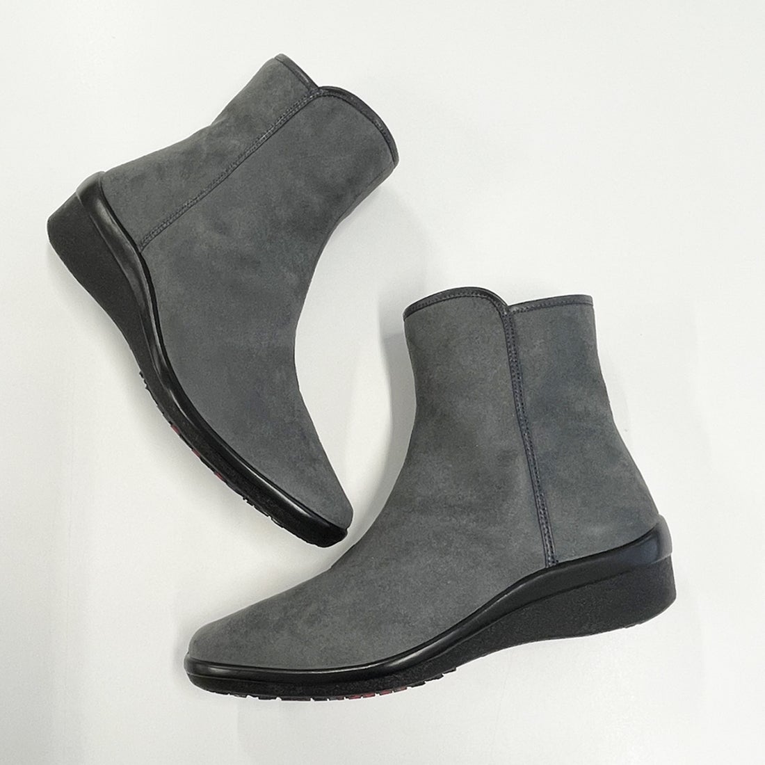 ゴアテックス ファブリクス採用 スエード調 ショート丈 防水ブーツ