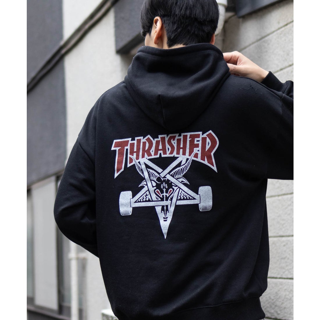 スラッシャー THRASHER スケートロゴフーディー （ブラック） -靴