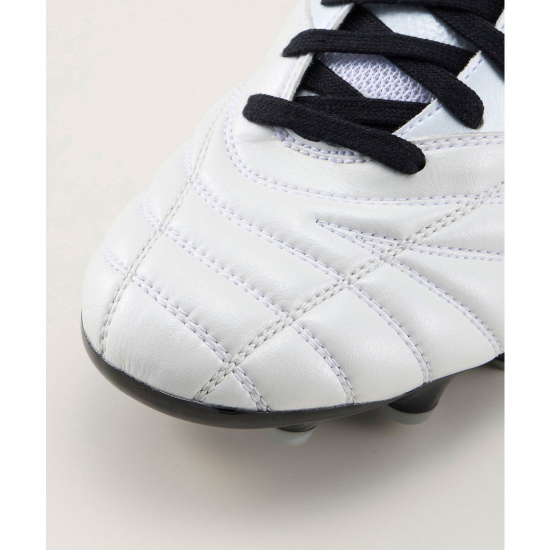 umbro アクセレイター b v3 HG -デサントストア-DESCENTE STORE-