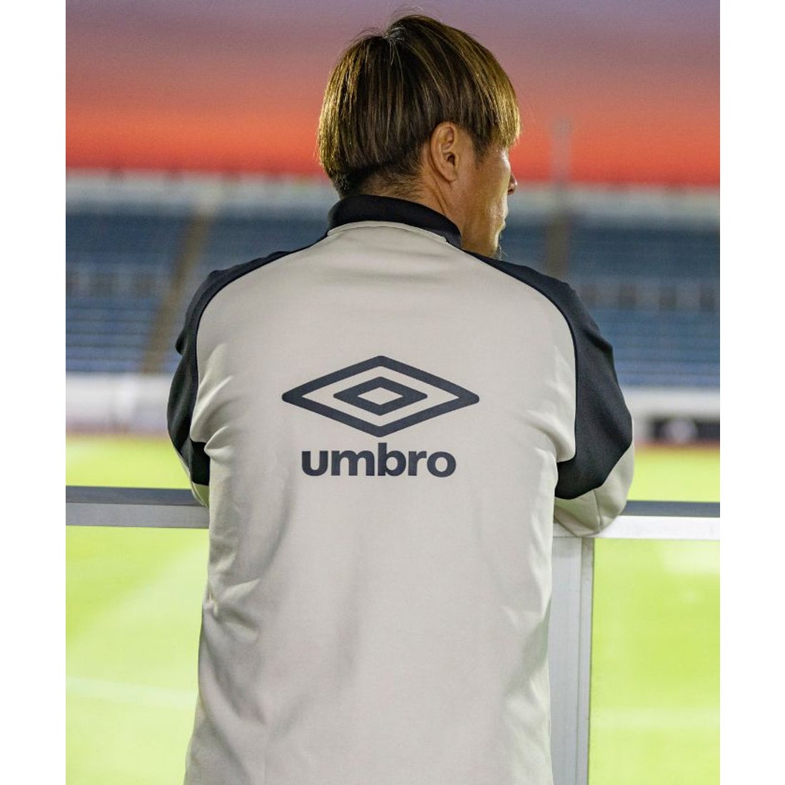 アンブロ umbro 【UMBRO COACHERS】スウェジャージャケット（遠藤保仁