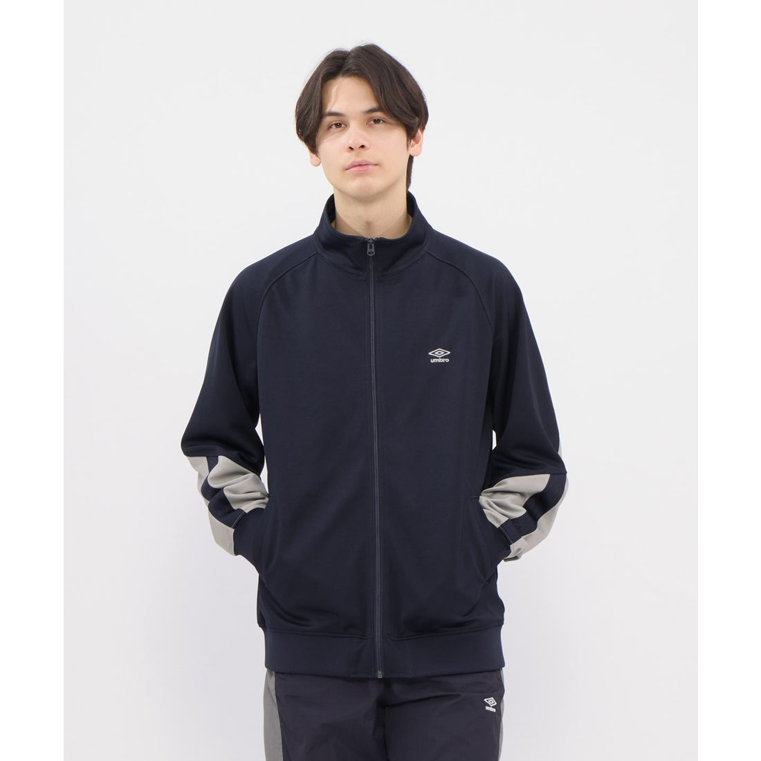 アンブロ umbro 【AWAY DAYS】トラックジャケット -デサントストア