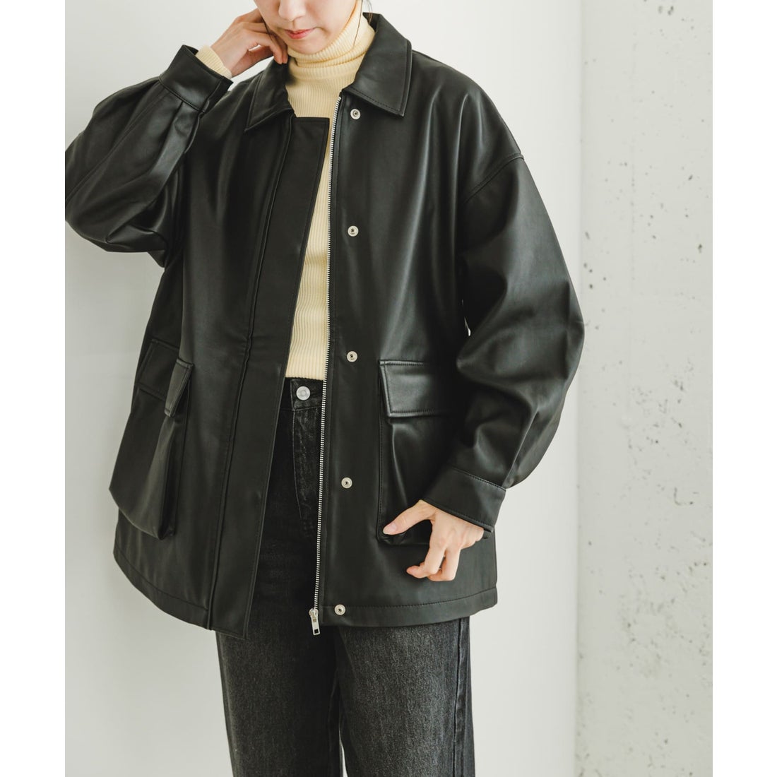 アイテムズ アーバンリサーチ ITEMS URBAN RESEARCH フェイクレザー