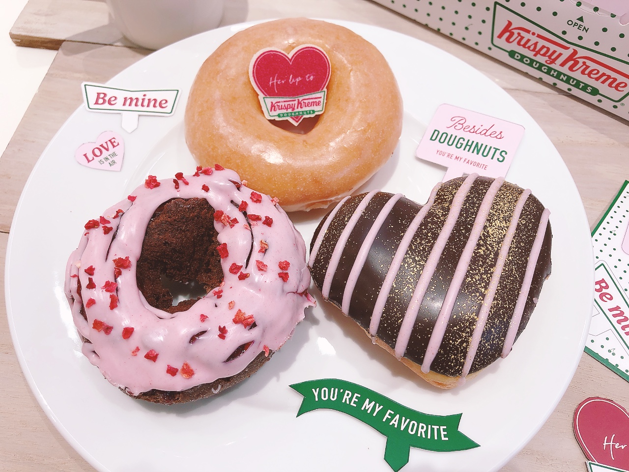 小嶋陽菜がプロデュースする「Her lip to」がクリスピー・クリーム