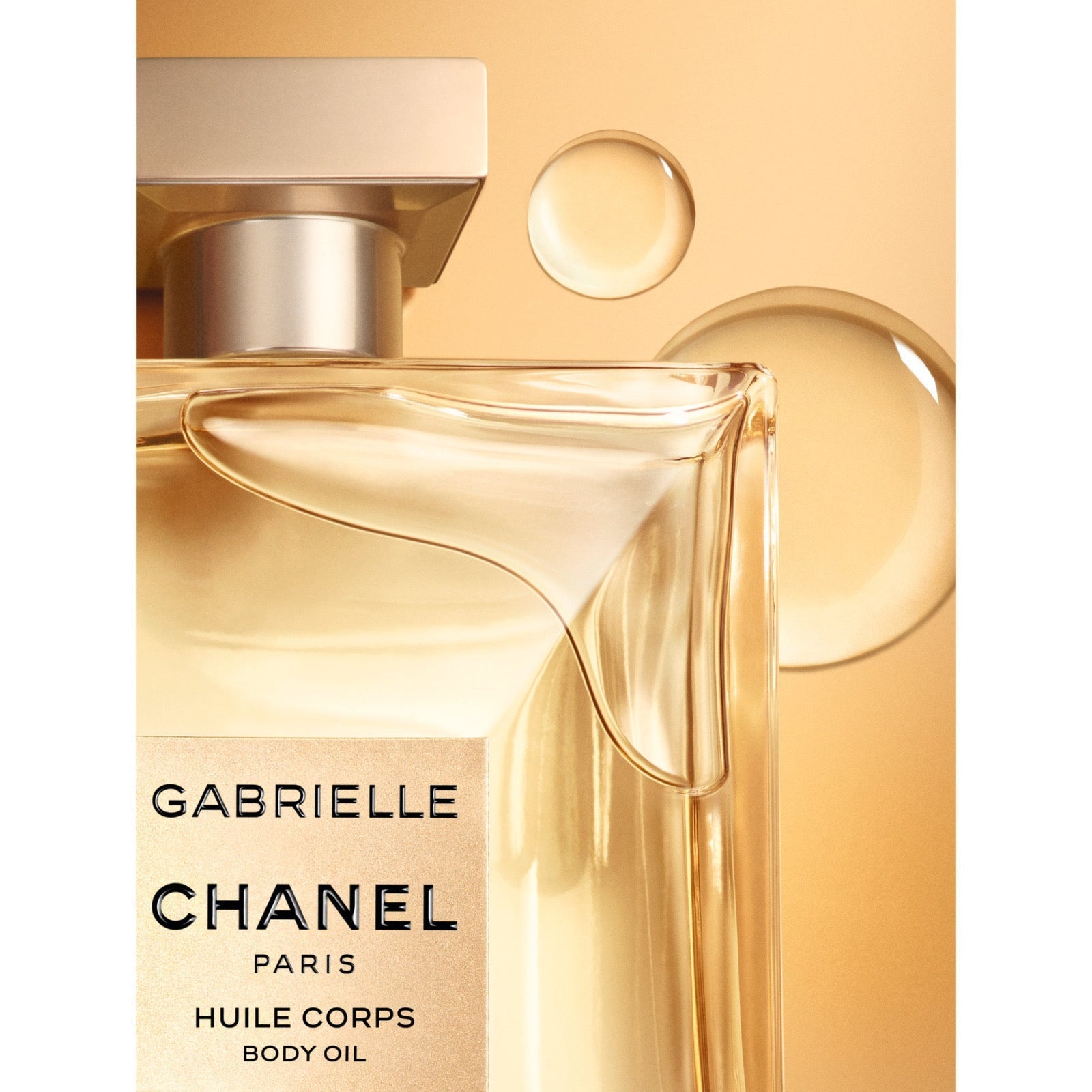 ガブリエル シャネル」から、新たな香りの楽しみ方を 提案するオイルと