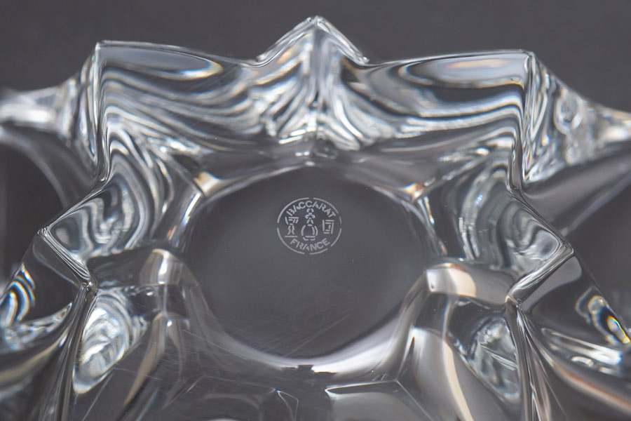 バカラ ブーケ スクエアボウルを買い取りました｜ブランド食器買取の